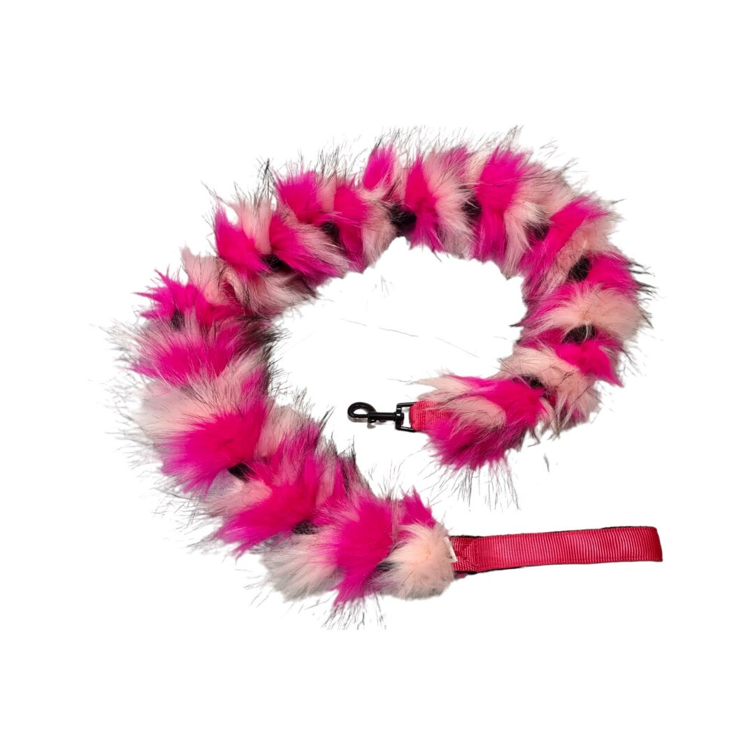 Agilitoy - Fauxtastic Leash